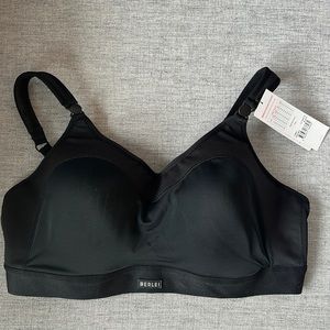 NWT Berlei 36D bra